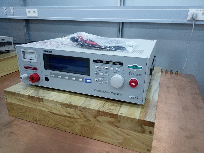 01--TOS9201.jpg